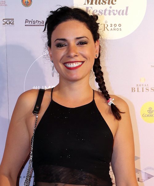 Ana Arias con el cabello trenzado en el concierto de Steve Tyler 2018
