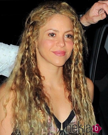 Shakira con el cabello ondulado paseando por Nueva York 2018