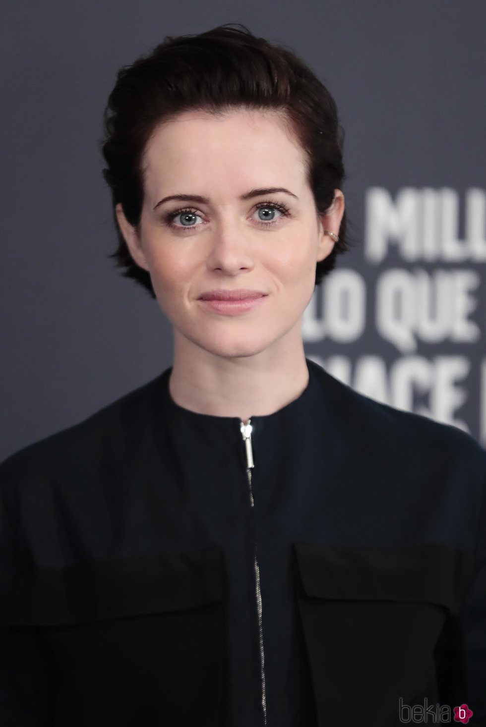 Claire Foy luce un beauty look muy natural