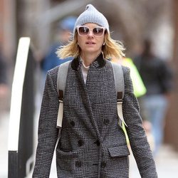 Naomi Watts de compras por Nueva York sin una gota de maquillaje