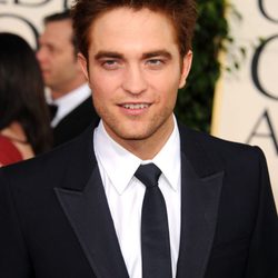 Robert Pattinson con pelo caoba