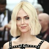Chiara Ferragni con melena corta platino en la alfombra roja de Cannes 2019