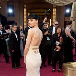 Rooney Mara con moño de bailarina en los Oscar de 2012