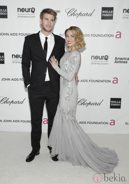 Miley Cyrus con melena corta en la fiesta de Elton John tras los Oscar 2012