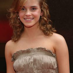 Emma Watson de niña con un look más definido