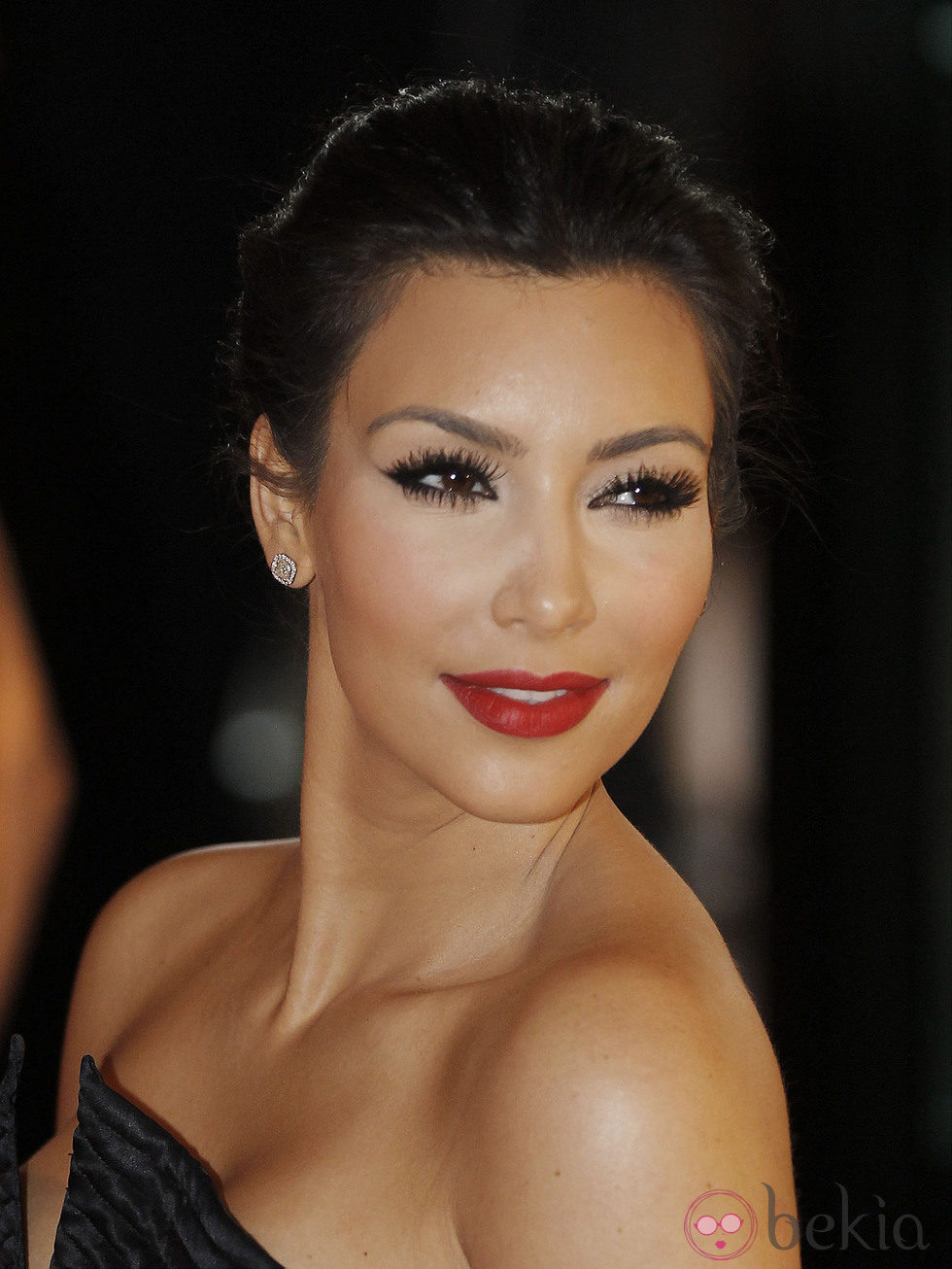 Kim Kardashian, adicta a las pestñas postizas