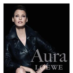 Linda Evangelista, imagen del perfume 'Aura' de Loewe
