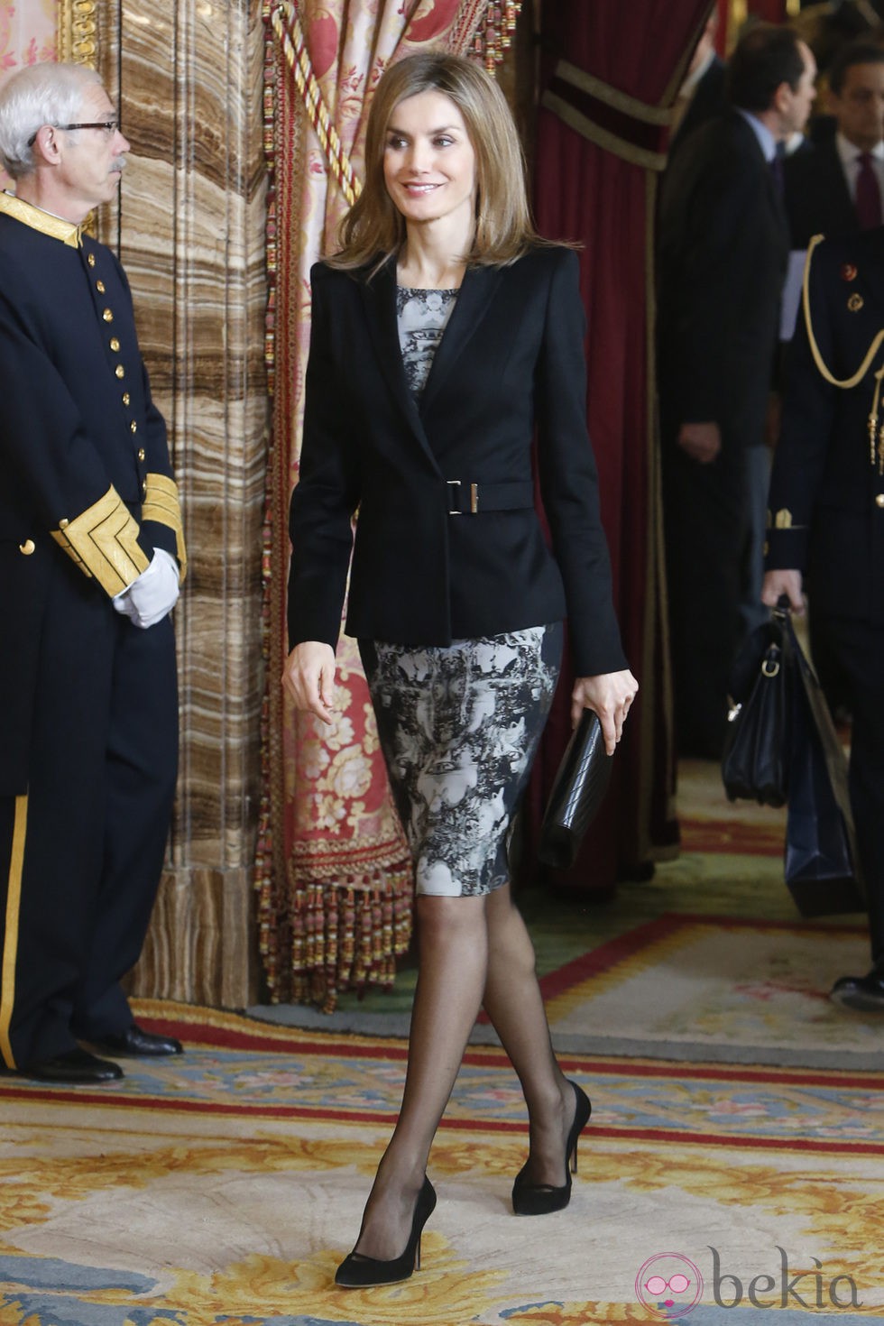 La Reina Letizia lució su nuevo look vistiendo un modelo estampado de Hugo Boss