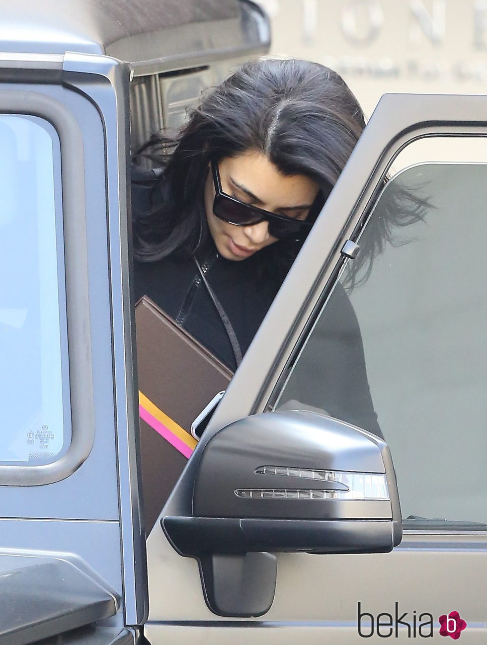 Kim Kardashian luce canas