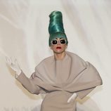 Lady Gaga con updo verde alto
