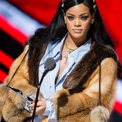 Rihanna en Black Girls Rock! 2016  Show