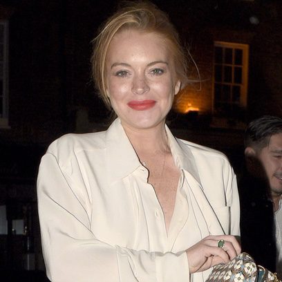 Lindsay Lohan se pasa con el pintalabios