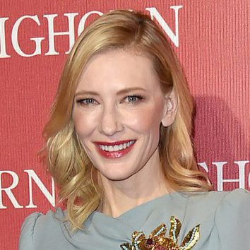 Cate Blanchett presume de sonrisa son su labial rojo